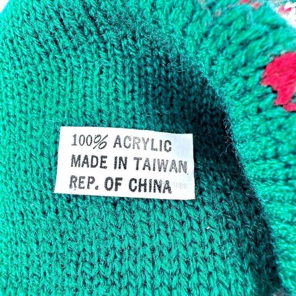 Vintage Knit Christmas Stockings 2 Pair Silent Night Music Notes Green Red - Picture 6 of 6